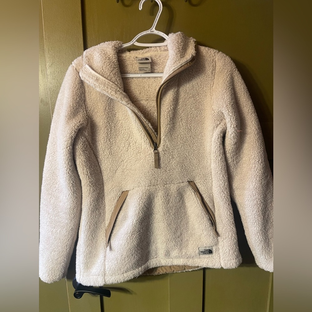 Gently used The North Face size small fleece